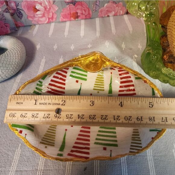 DECOUPAGE CLAM SHELL DECOUPAGE TRINKET DISH CHRISTMAS TREES - Picture 7 of 12